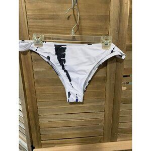 NWOT Bikini Swimsuit Bottom Low Rise Beach Summer Vacation Plus Sz 2XL White
